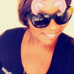 Meet your Posher, Apryl